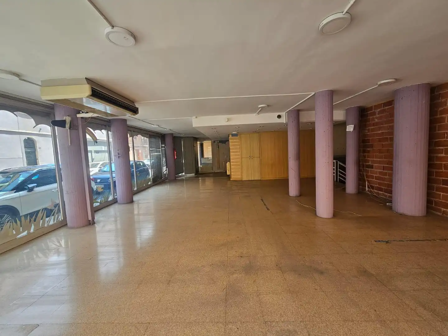Business premises for sale in Carrer MARTI GRIVE, imagen 16