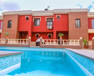 Piscina de Casa o xalet en venda en Alhaurín de la Torre amb Terrassa, Piscina i Balcó