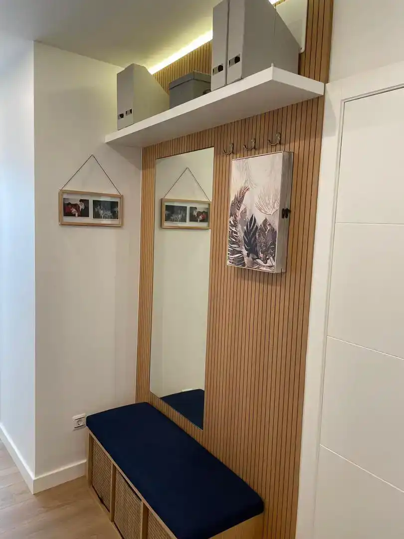 Wohnung zur Miete in Mugardos mit Parkett, Abstellraum und Möbliert