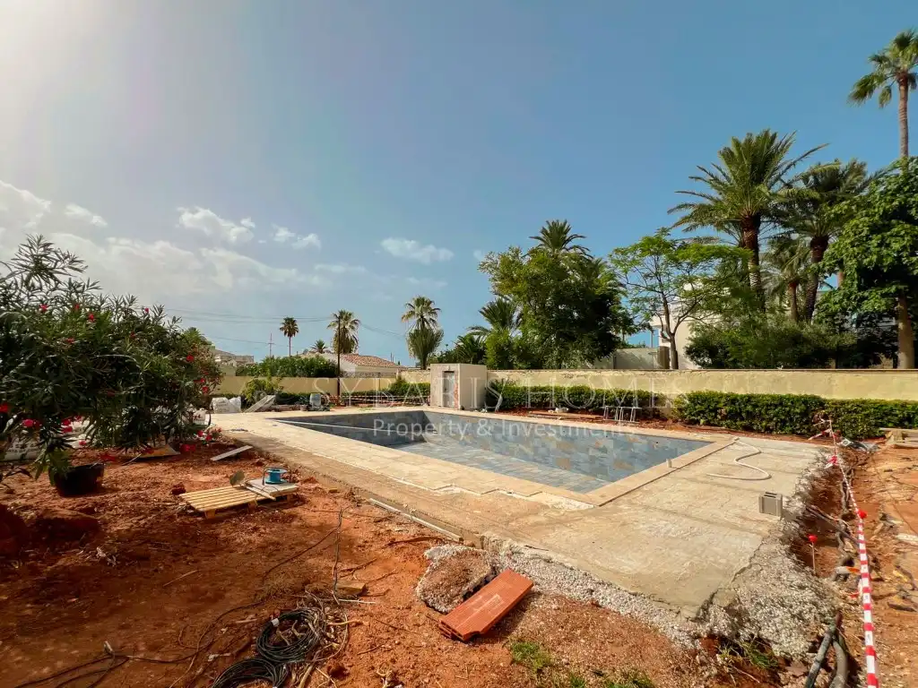 Piscina de Estudio en venta en Dénia con Aire acondicionado, Jardín privado y Terraza