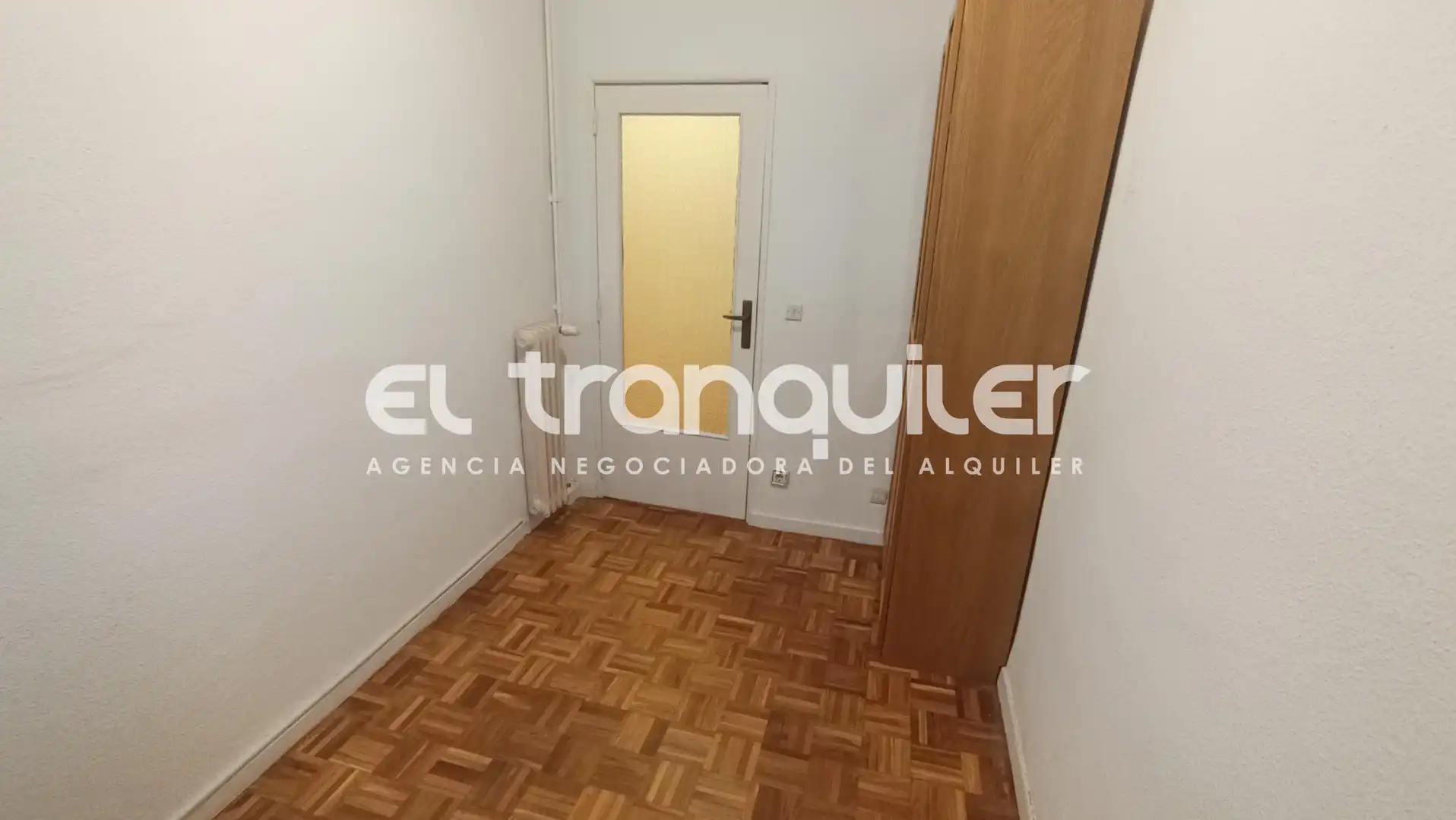 Schlafzimmer von Wohnung zur Miete in Latina