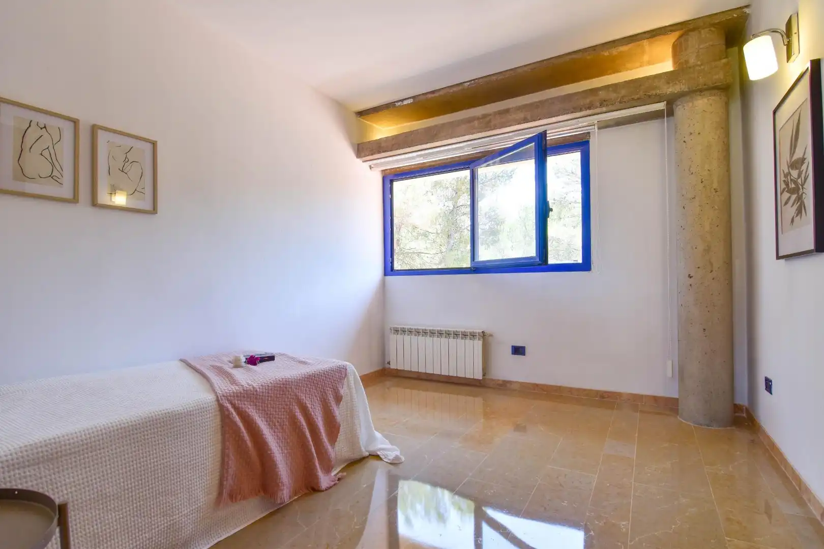 Schlafzimmer von Haus oder Chalet zum Verkauf in Gilet mit Heizung, Privatgarten und Terrasse