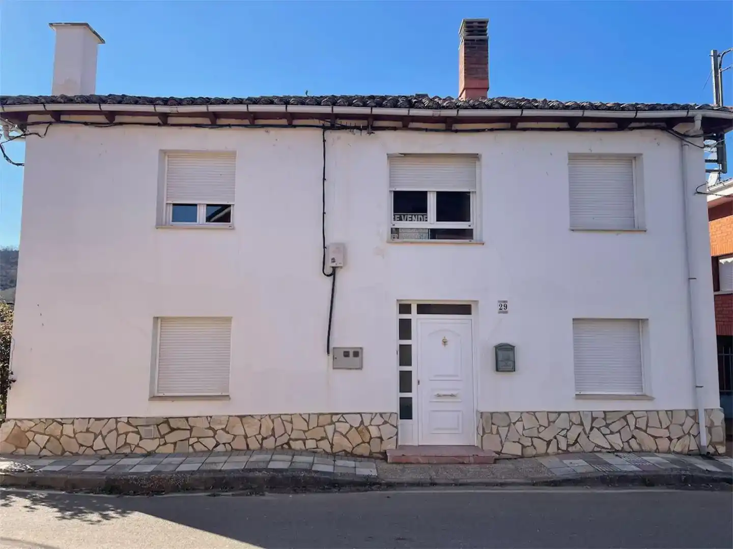 Exterior view of Flat for sale in Gradefes  with Parquet flooring and Furnished