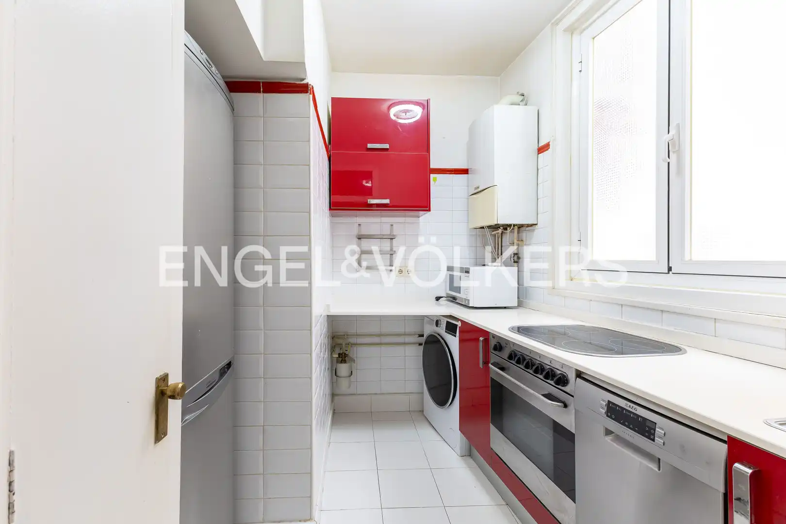 Küche von Wohnung zum Verkauf in Madrid mit Klimaanlage, Heizung und Balkon