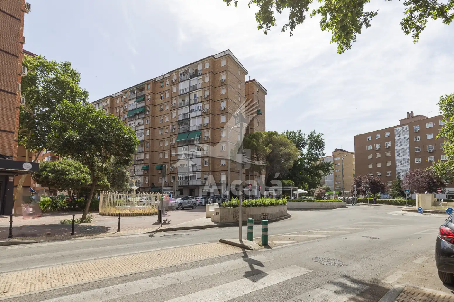 Vista exterior de Piso en venta en Alcalá de Henares con Calefacción y Terraza