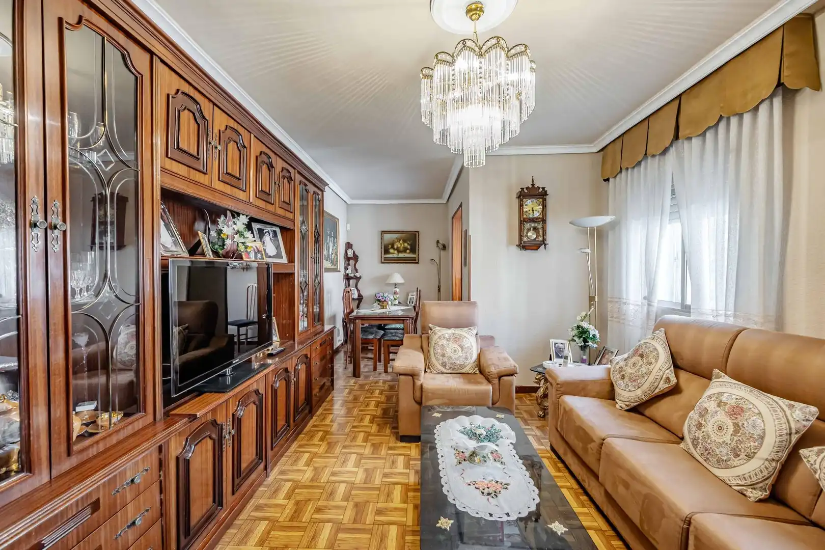 Living room of Flat for sale in Madrid  with Heating