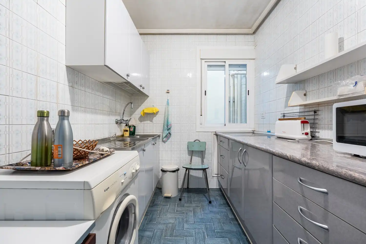 Cocina de Piso en venta en Madrid con Terraza y Balcón
