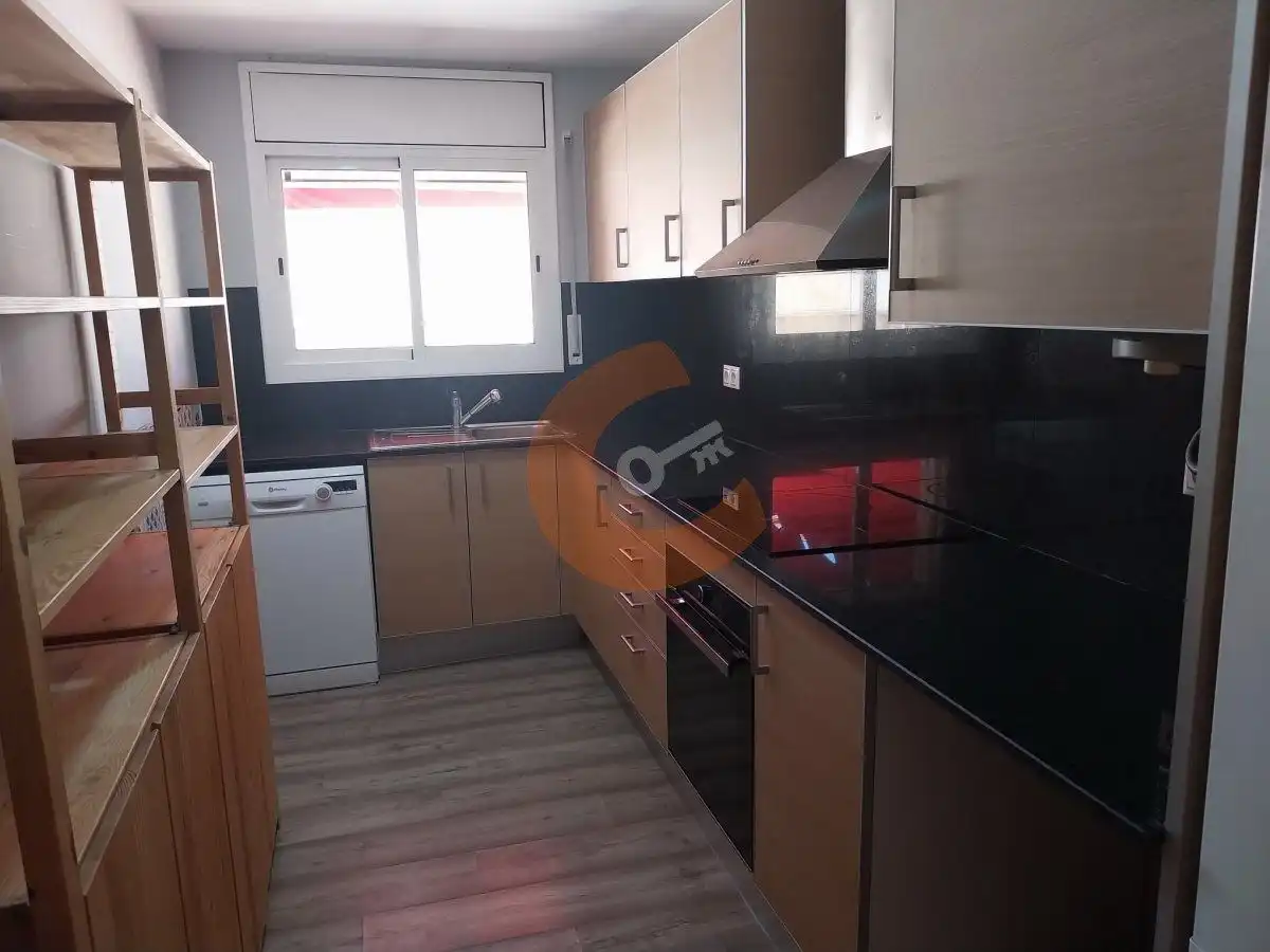 Kitchen of Flat for sale in El Vendrell  with Air Conditioner, Heating and Parquet flooring