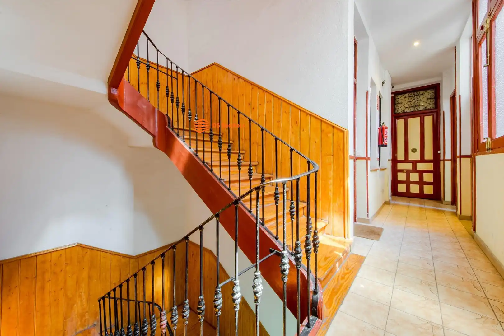 Flat for sale in Madrid  with Heating and Furnished