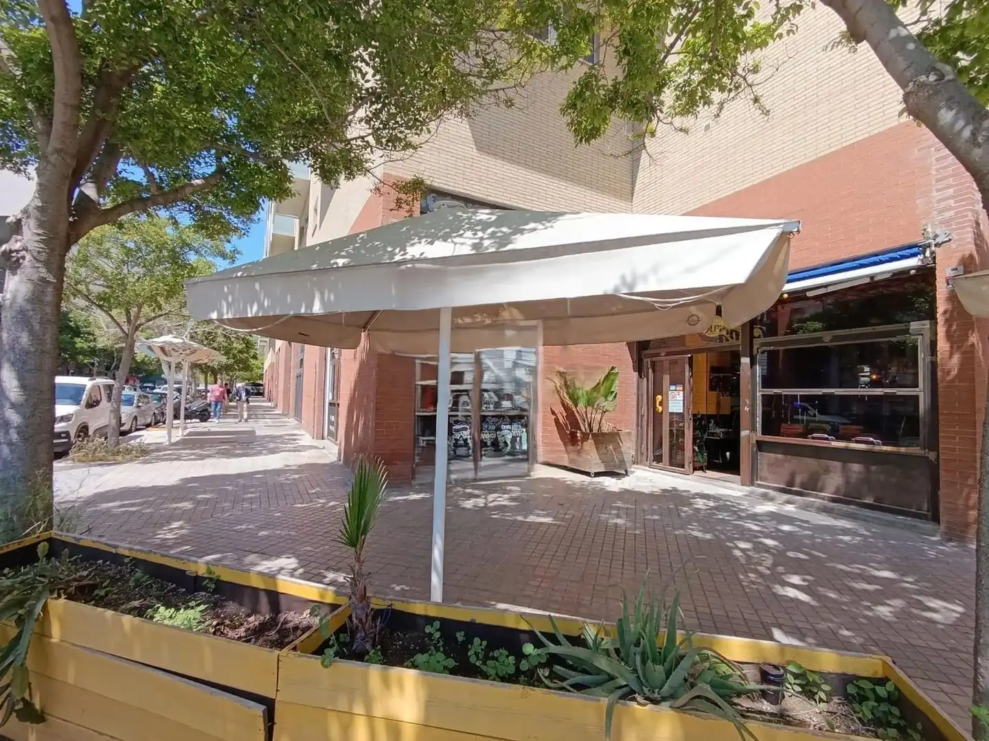 Local en traspaso en Barcelona con Aire acondicionado, Calefacción y Terraza