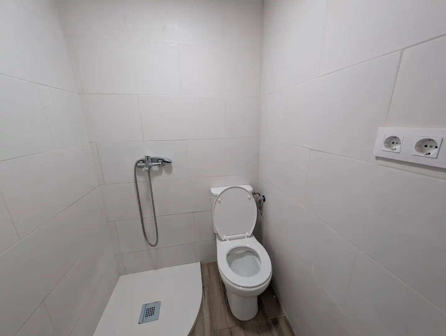Bathroom of Houses for sale in Alcaudete