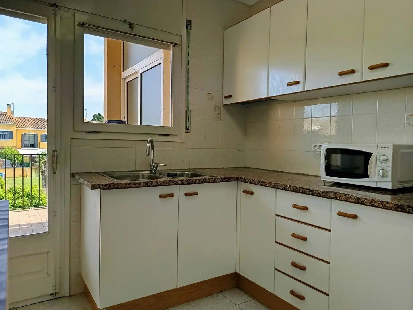 Cocina de Casa o chalet en venta en Sant Pere Pescador con Aire acondicionado, Calefacción y Terraza