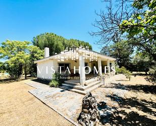 Exterior view of Country house for sale in Fuente El Saz de Jarama  with Heating, Private garden and Storage room
