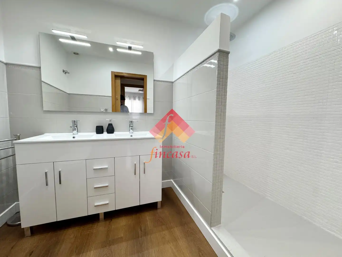 Baño de Piso de alquiler en Ronda con Calefacción y Amueblado