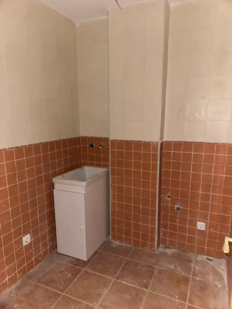 Baño de Piso en venta en Malpica de Tajo con Aire acondicionado y Parquet