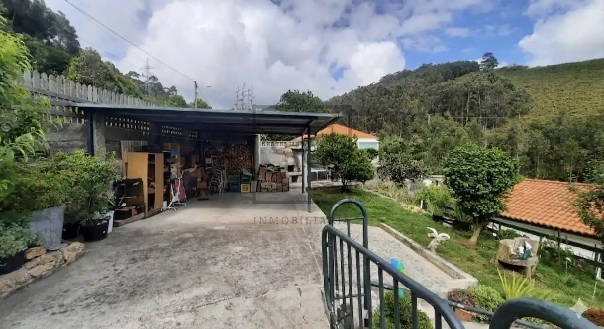 Außenansicht von Haus oder Chalet zum Verkauf in Ferrol mit Heizung und Privatgarten