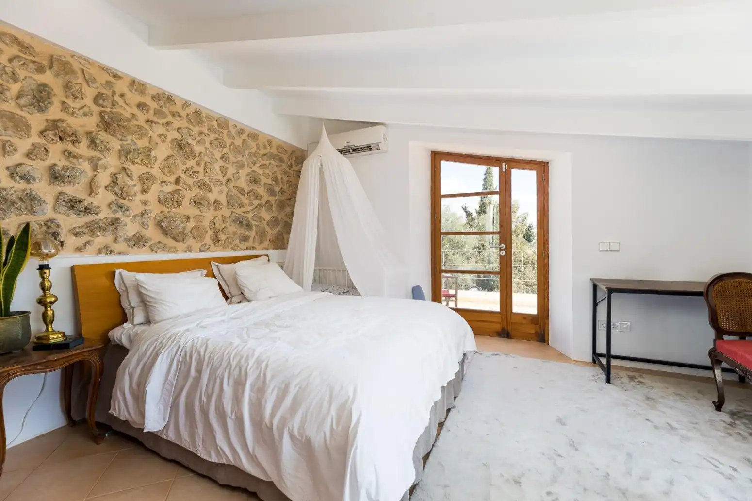 Dormitori de Casa o xalet en venda en  Palma de Mallorca amb Parquet, Terrassa i Traster