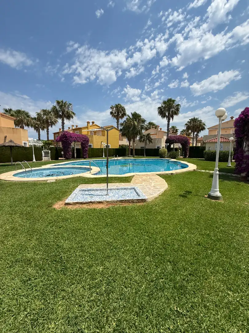 Reihenhaus mit Pool zum Verkauf in Oliva Nova, imagen 2