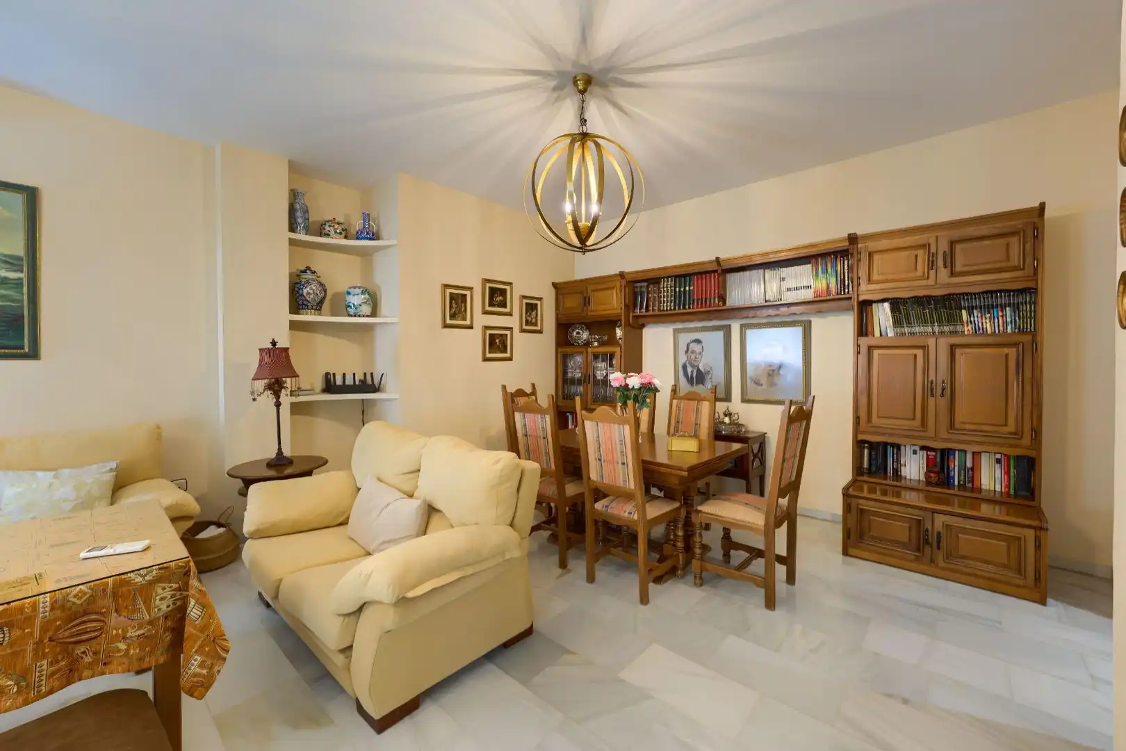Living room of Houses for sale in Tomares  with Air Conditioner, Heating and Private garden
