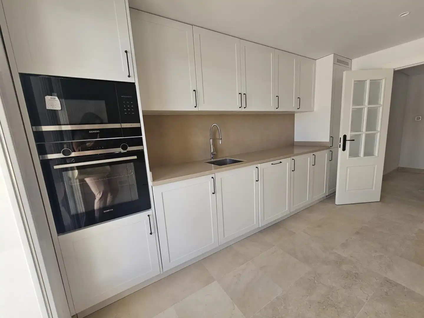 Apartamento con piscina en venta en Nueva Andalucía, imagen 5