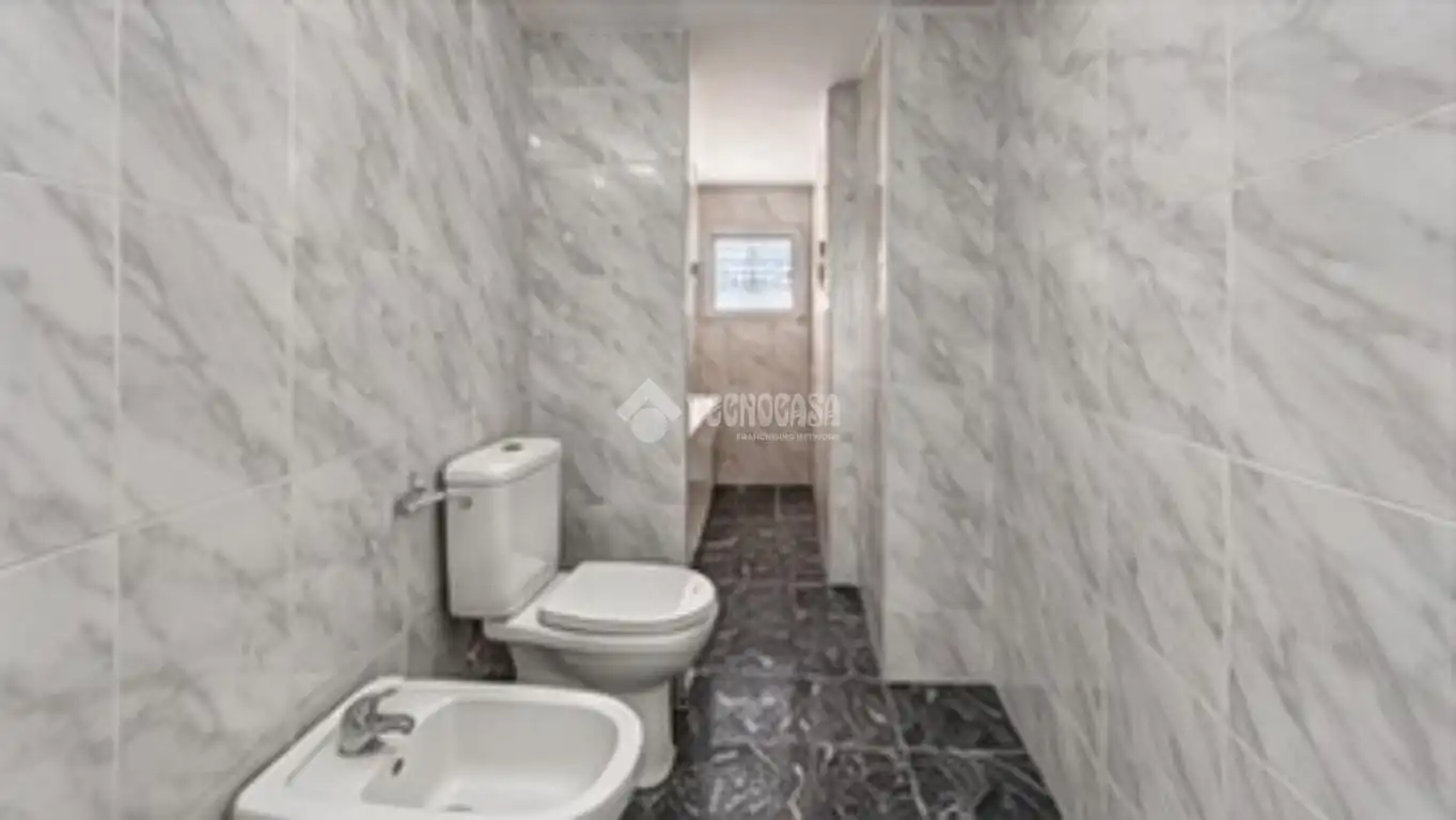 Bathroom of Flat for sale in Zarzaquemada