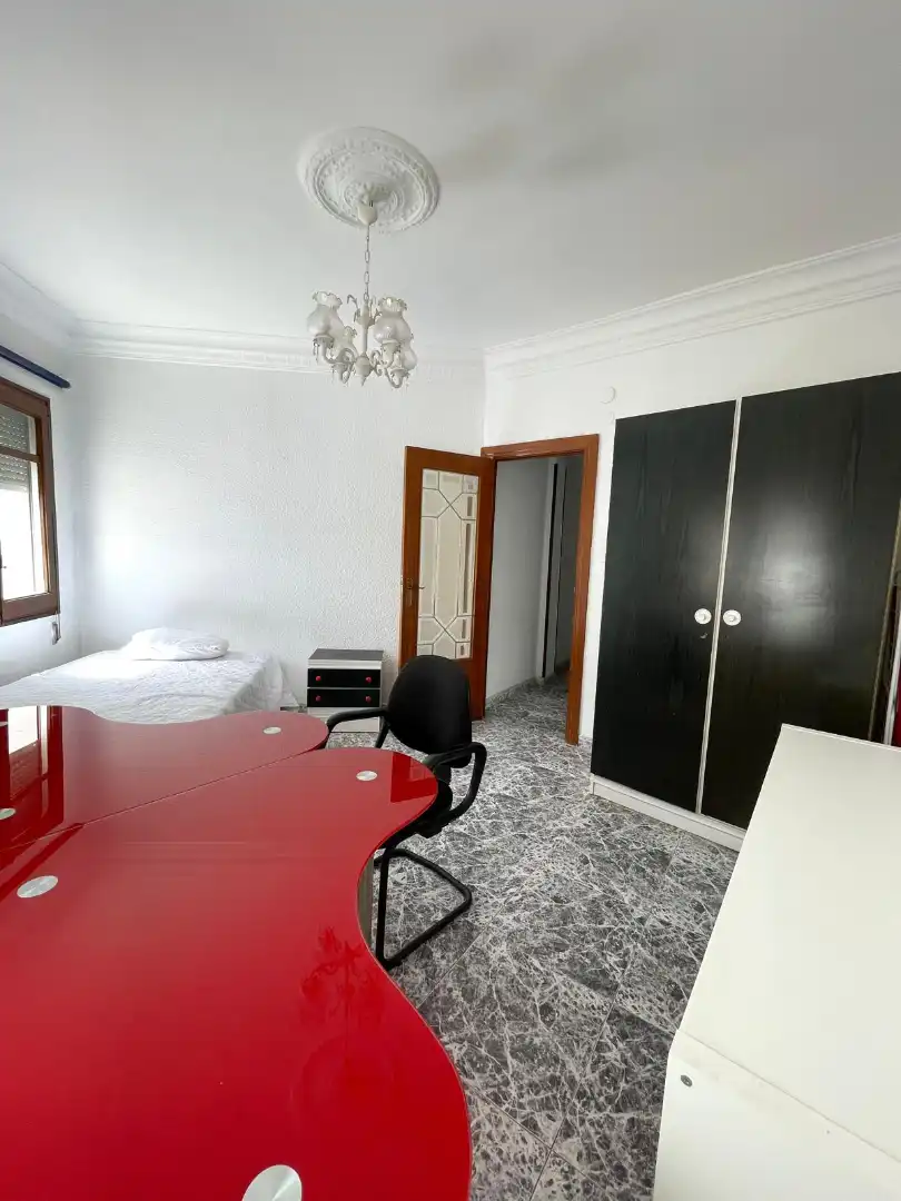 Schlafzimmer von Wohnung zur Miete in Zaragoza mit Heizung, Möbliert und Ofen