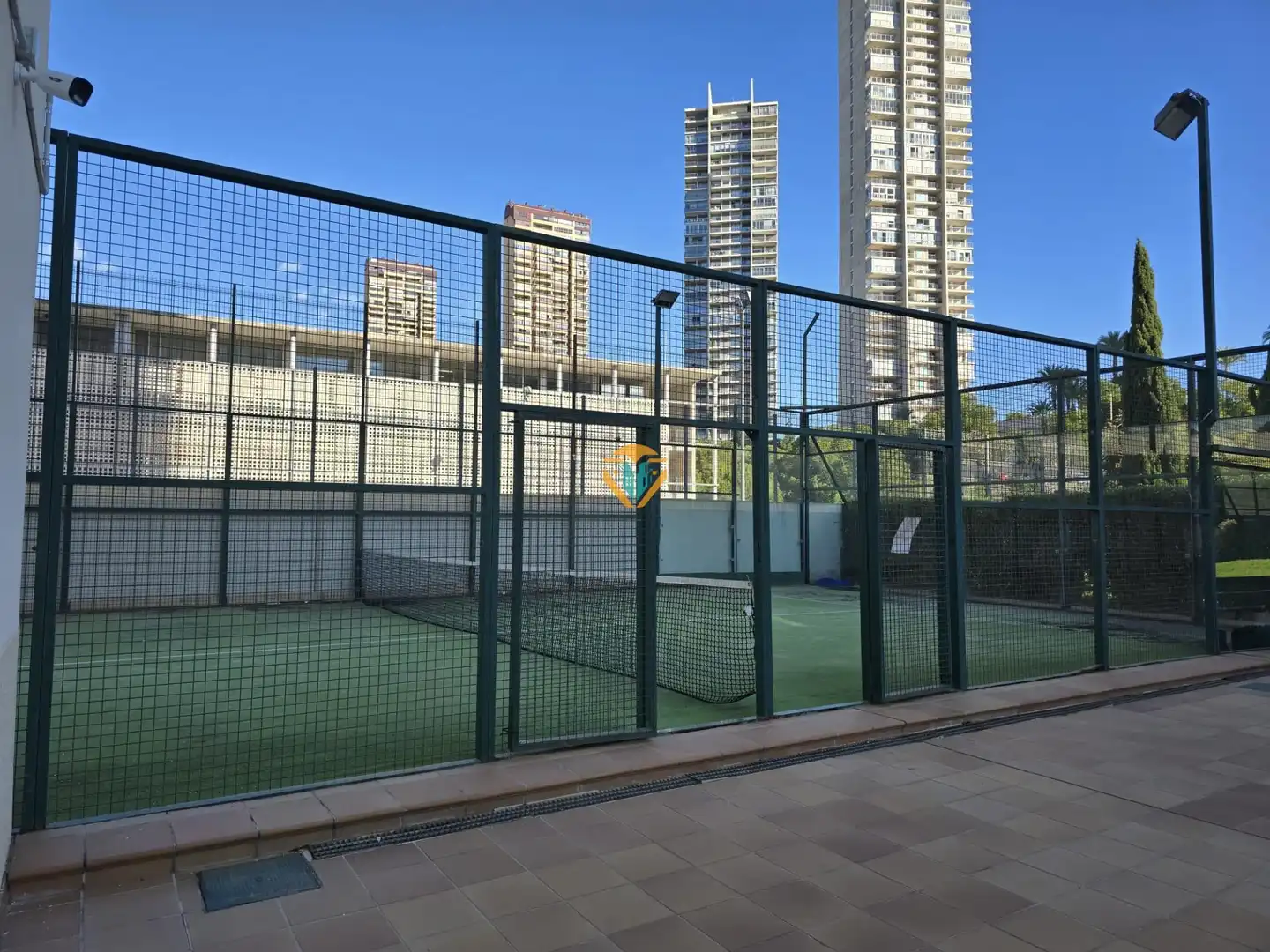 Parking de Apartamento en venta en Benidorm con Aire acondicionado, Calefacción y Jardín privado