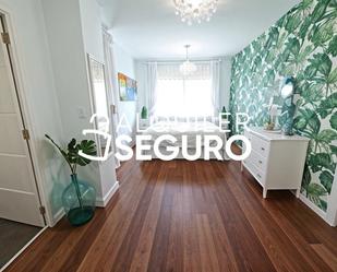 Bedroom of Flat to rent in Getafe  with Air Conditioner, Heating and Terrace