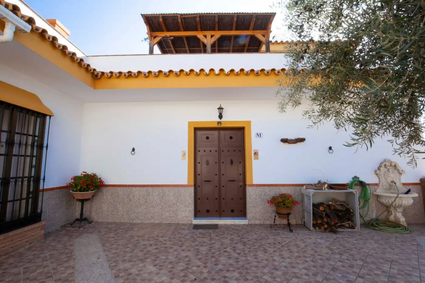 Vista exterior de Finca rústica en venda en Monda amb Jardí privat, Terrassa i Traster