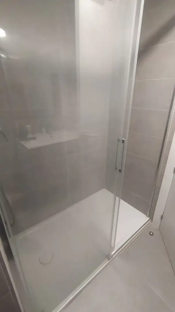 Bathroom of Flat for sale in Valencia  with Air Conditioner, Storage room and Balcony