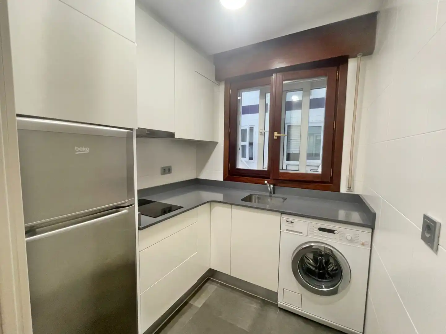 Cocina de Piso de alquiler en Santander con Calefacción