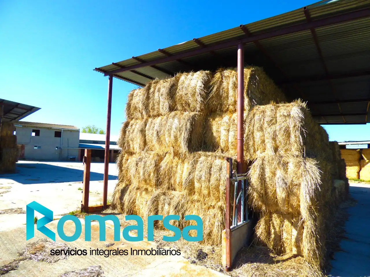Industrial buildings for sale in Crespos, Ávila
