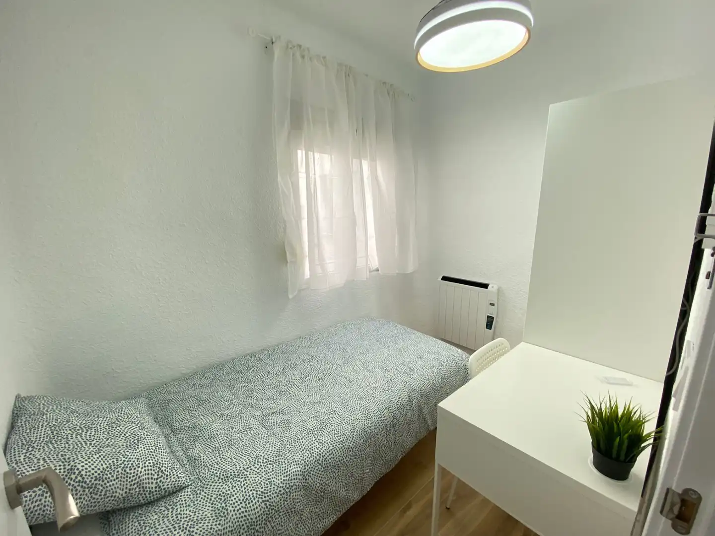 Habitació a Avenida de la Albufera, 143, Numancia