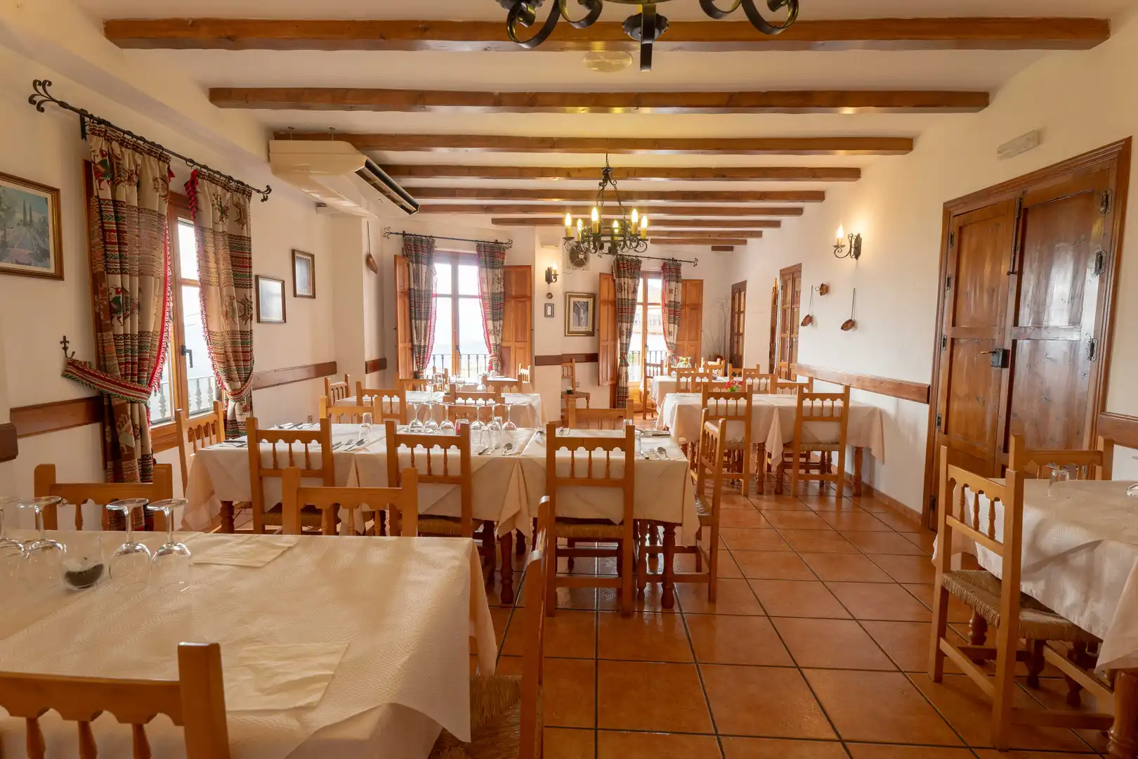 Geschaftsraum zum Verkauf in Válor mit Terrasse und Möbliert