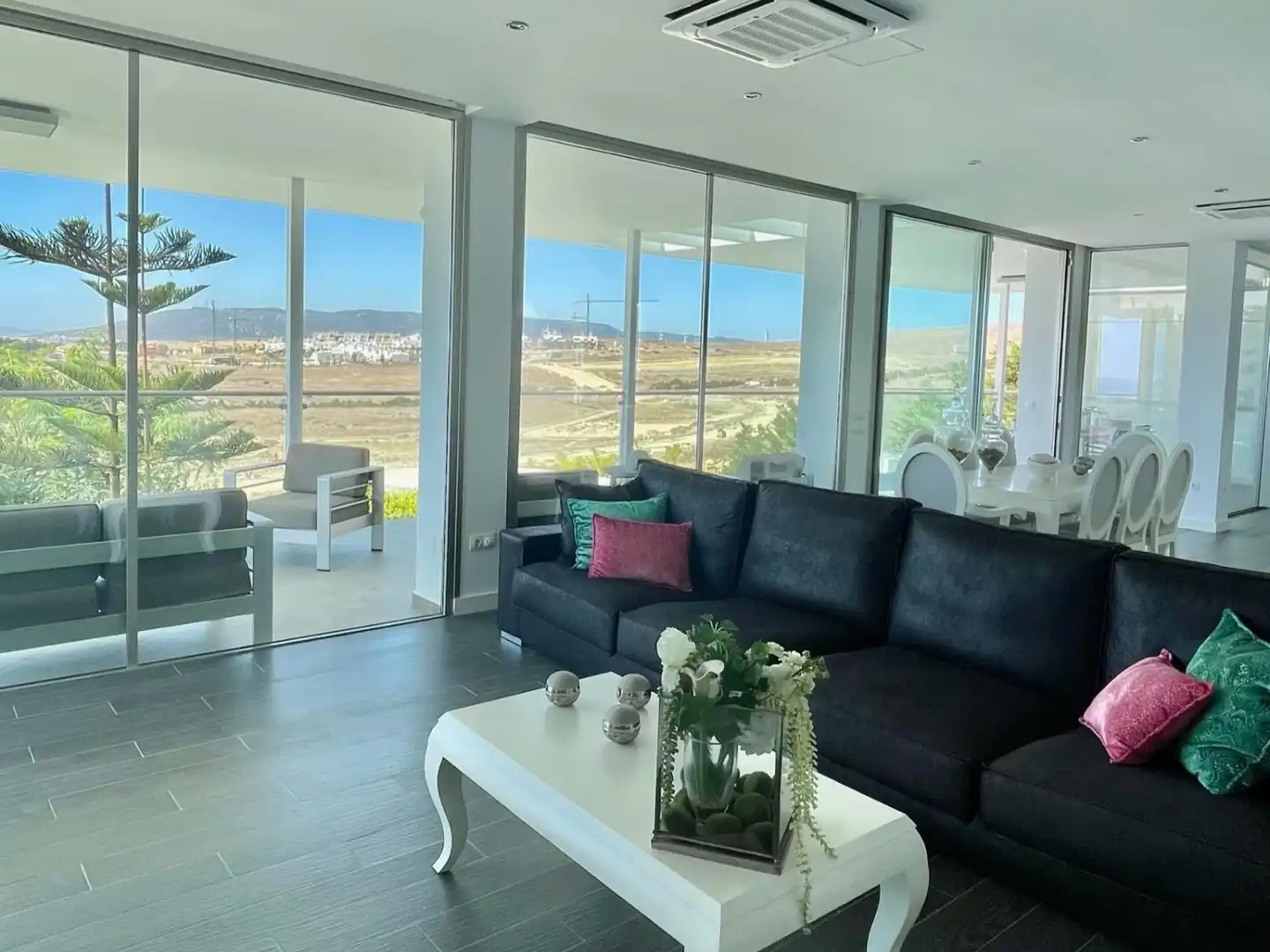 Chalet con piscina en venta en Alemanes, imagen 10