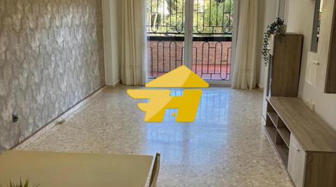 Foto 3 de Piso de alquiler en Avenida Moscatel, , Viña Málaga, Vélez-Málaga