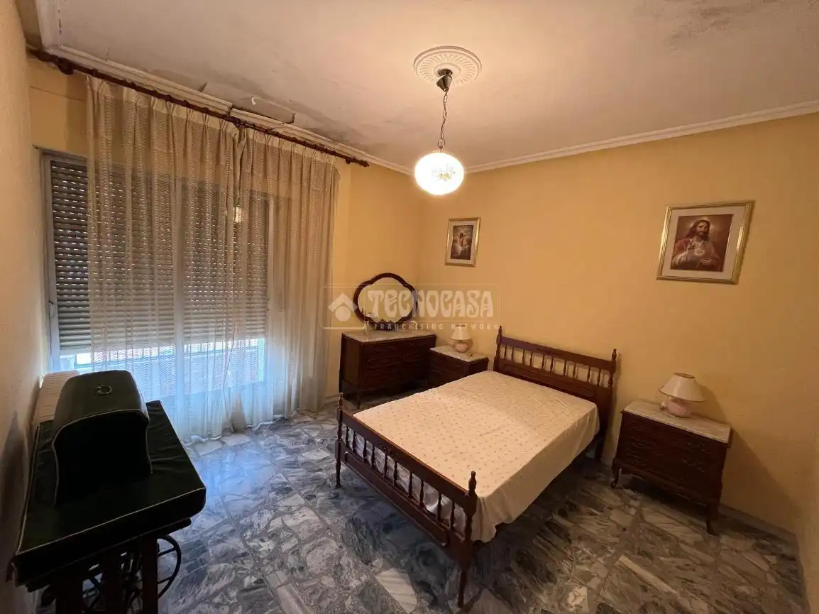 Habitación de Casa adosada en venta en Linares con Aire acondicionado, Terraza y Balcón