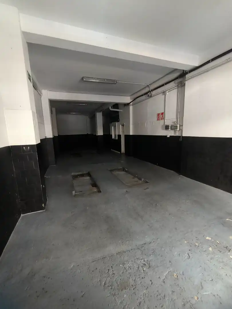 Aparcament de Local de lloguer en A Coruña Capital 