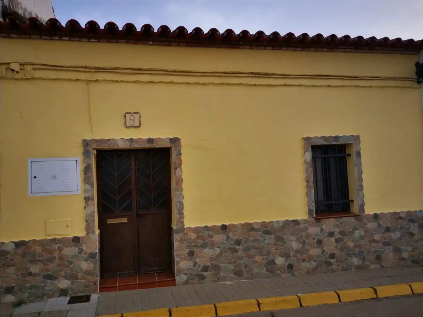 Vista exterior de Piso en venta en El Campillo (Huelva) con Trastero
