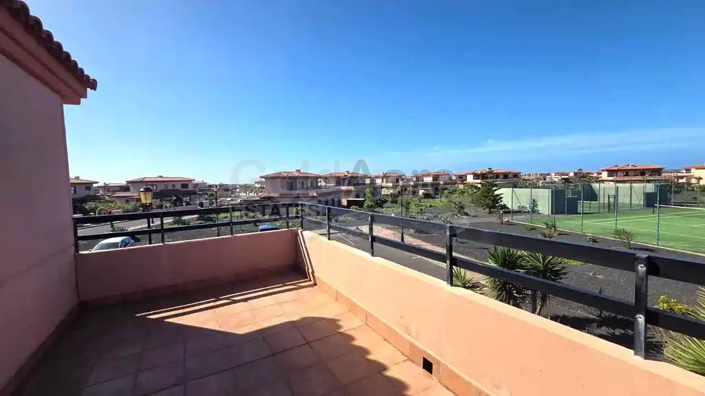 Vista exterior de Casa o xalet en venda en La Oliva