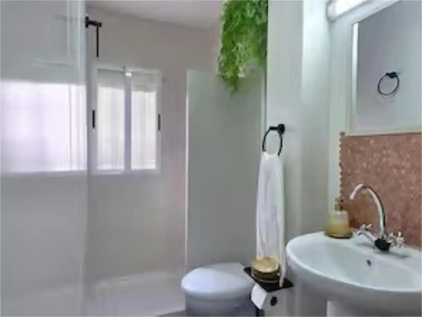 Bany de Apartament en venda en Águilas amb Aire condicionat