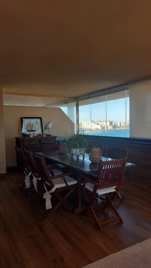 Menjador de Apartament en venda en La Manga del Mar Menor amb Terrassa, Moblat i Forn