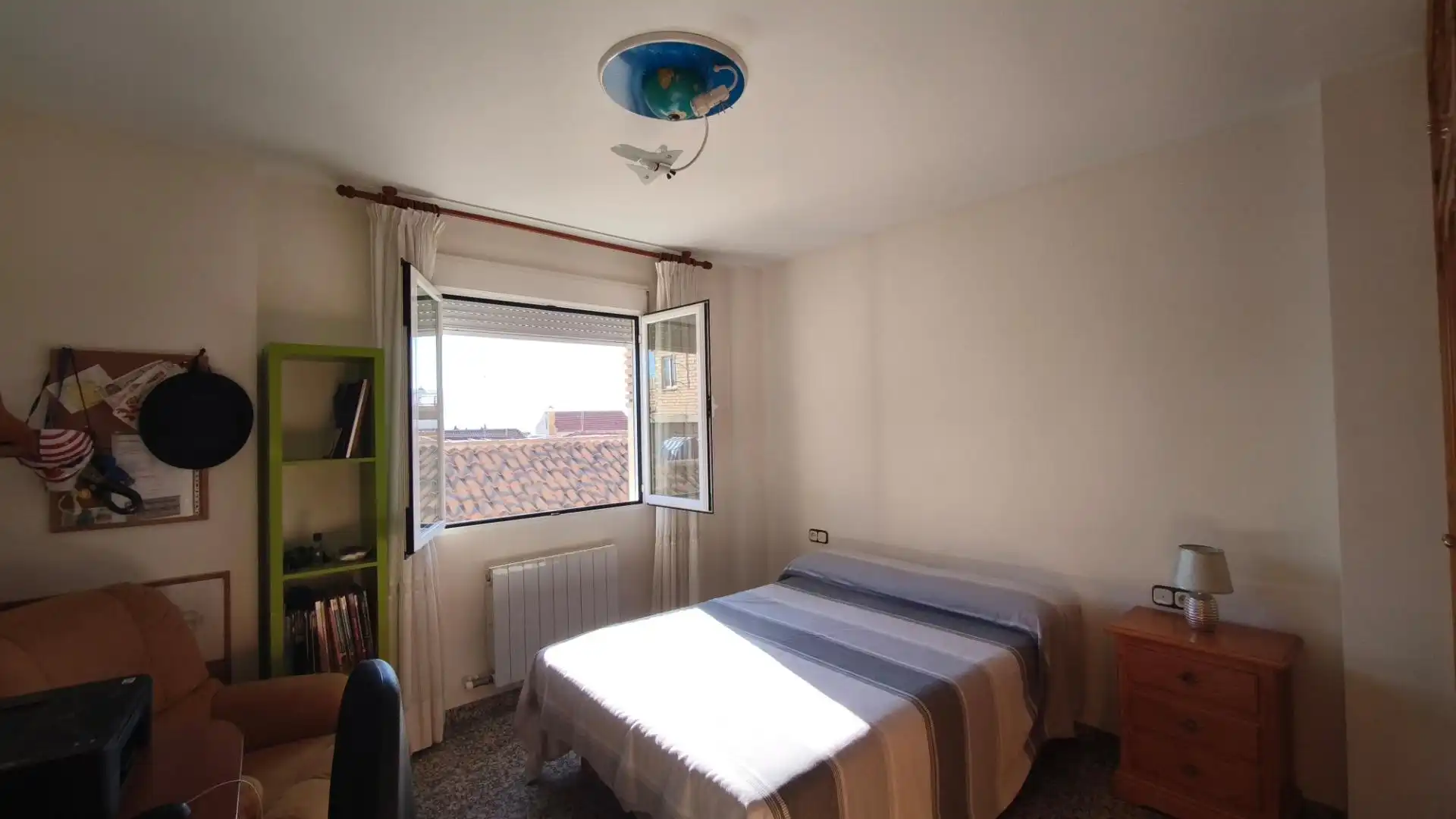 Casa amb terrassa en venda a Calle cazador 8, imagen 4