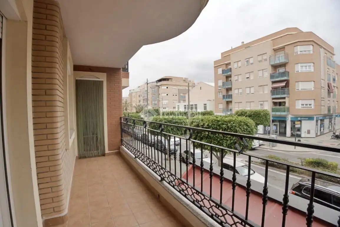 Vista exterior de Piso en venta en El Ejido