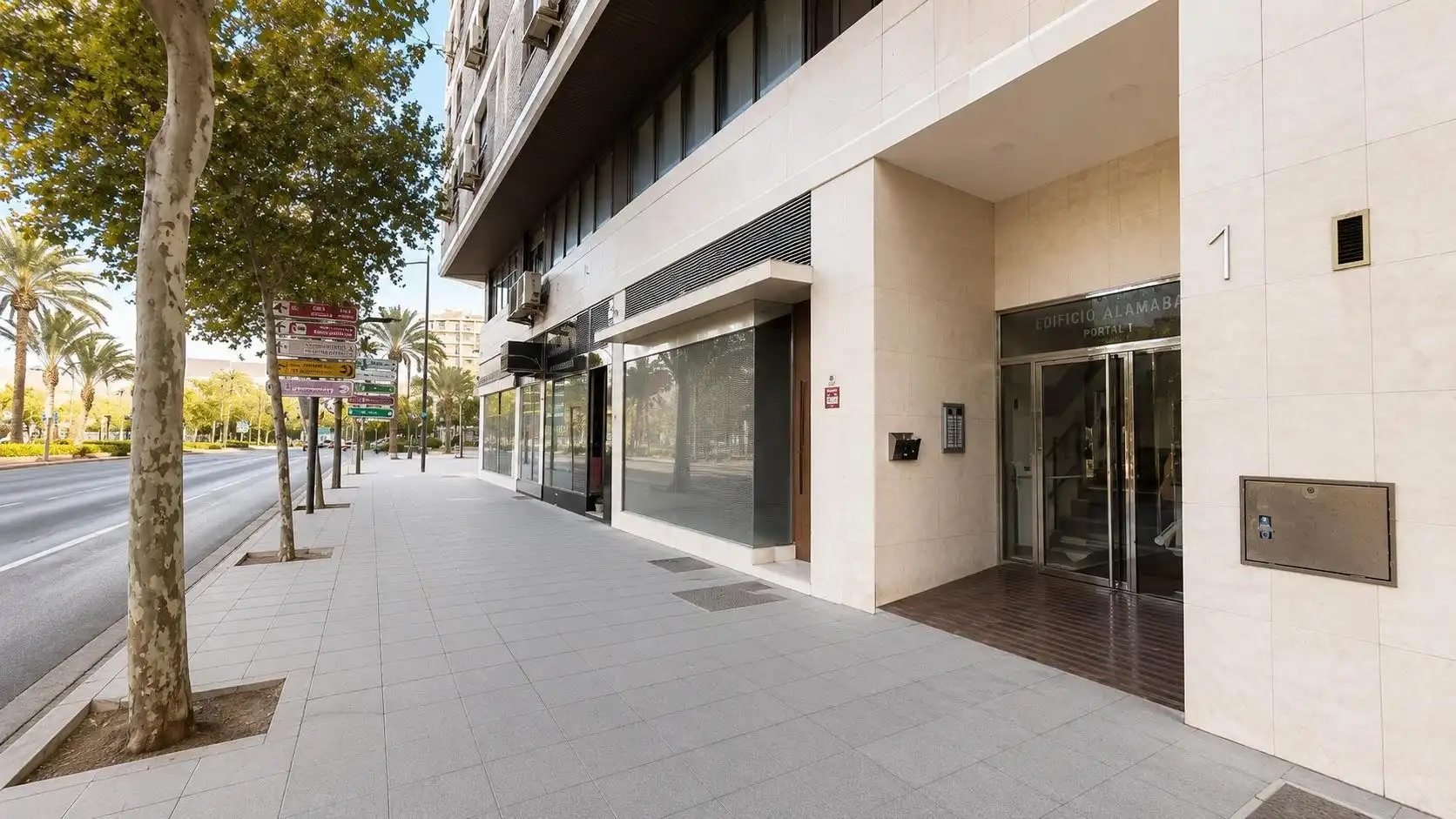 Pis en venda a Avenida Carretera de Ronda , 1, Oliveros - Altamira