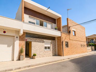 Casa a schiera con balcone in vendita a RAMON LLULL