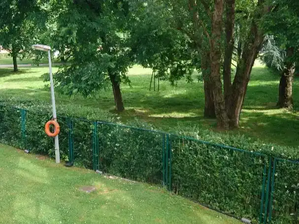 Jardín de Piso en venta en Leioa con Piscina y Balcón