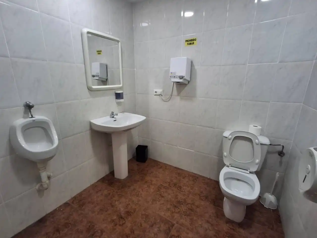 Bany de Nau industrial de lloguer en Picanya amb Calefacció