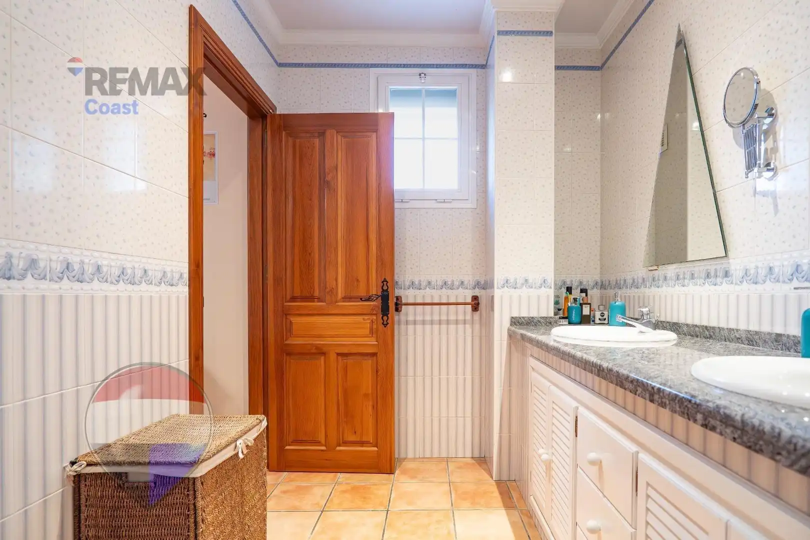 Bathroom of Houses for sale in Málaga