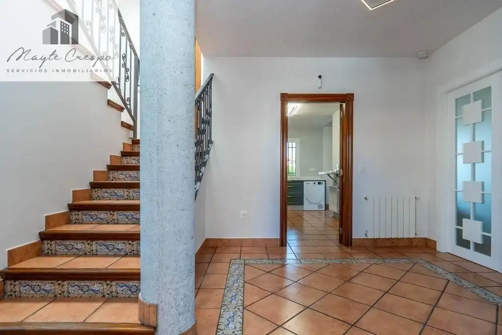 Villa zum Verkauf in Calle Calle Reina Sofía 31, imagen 2